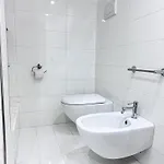Apricot House דירה